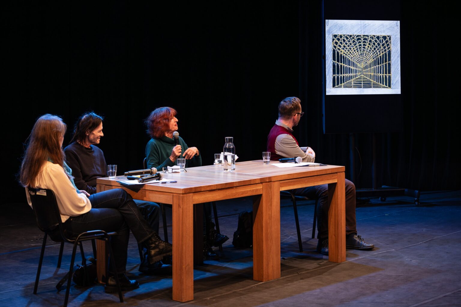 2024-11-06 - Dyskusja - Teatr Groteska - social media-26